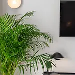 Aparthotel Memphis Center 4*