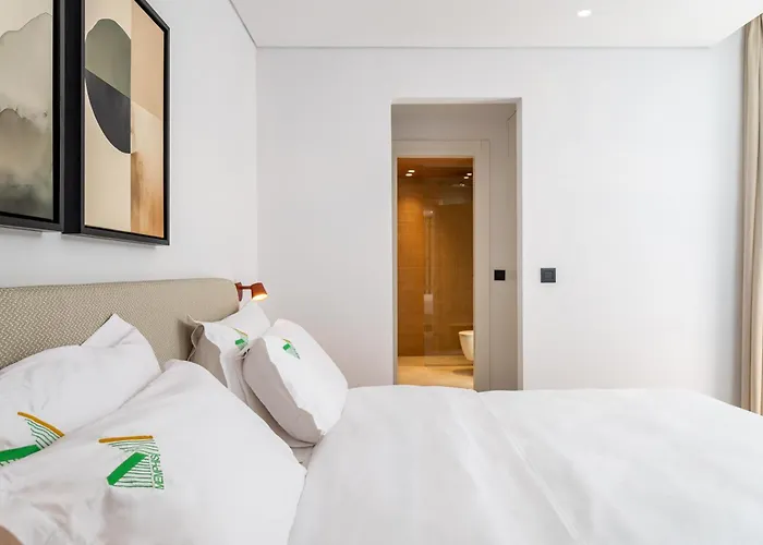 Memphis Center Apart Otel 4*