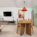 Memphis Center Apart-hotel 4*