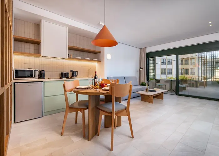 Ξενοδοχείο με διαμερίσματα Memphis Center 4*