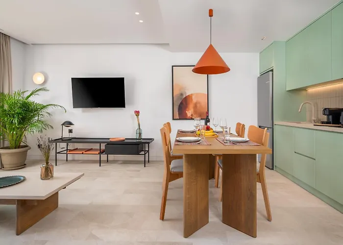 Memphis Center Apart-hotel 4*